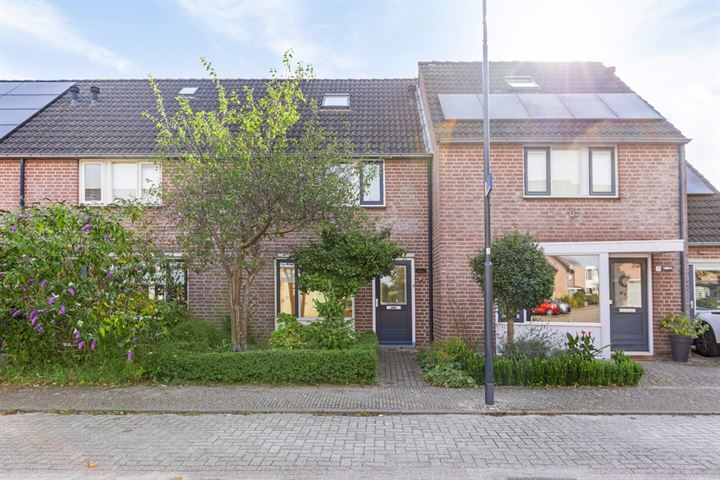 Photo of property Meidoorn 7, Prinsenbeek