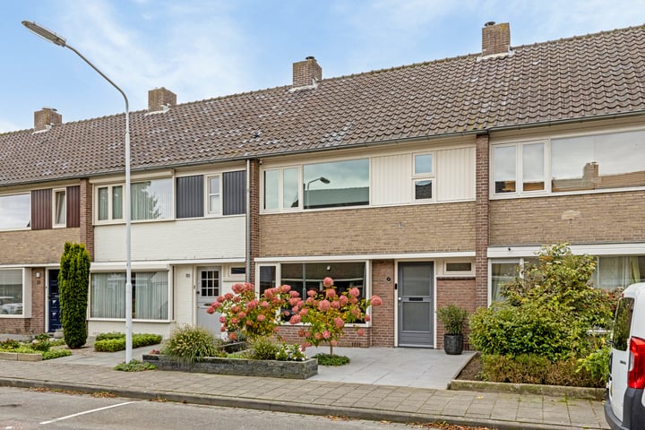 Meidoornstraat 18 in Best