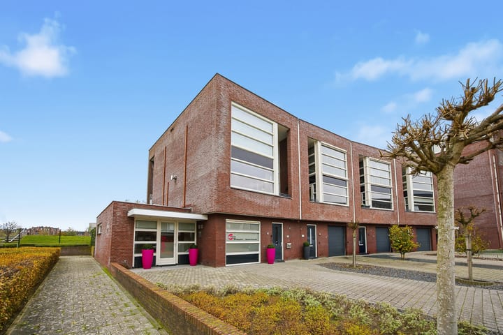 Photo de la maison Meindert Hobbemastraat 1, Raamsdonksveer