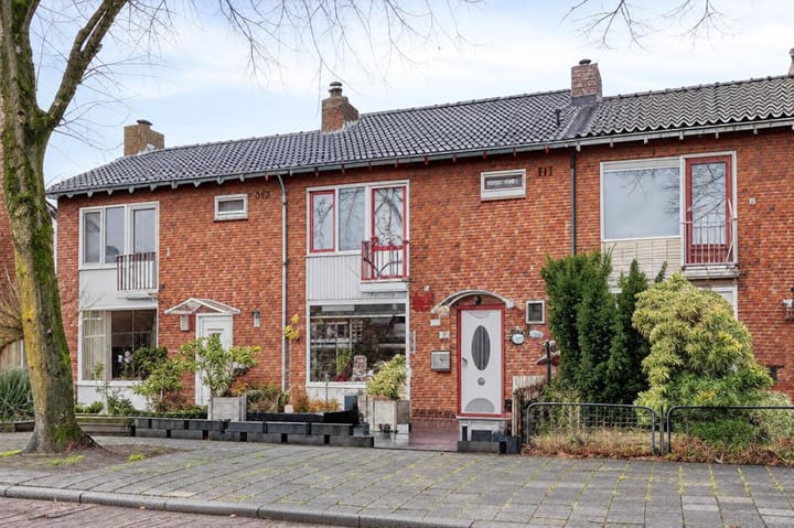 Meindert Hobbemastraat 32 in Enschede