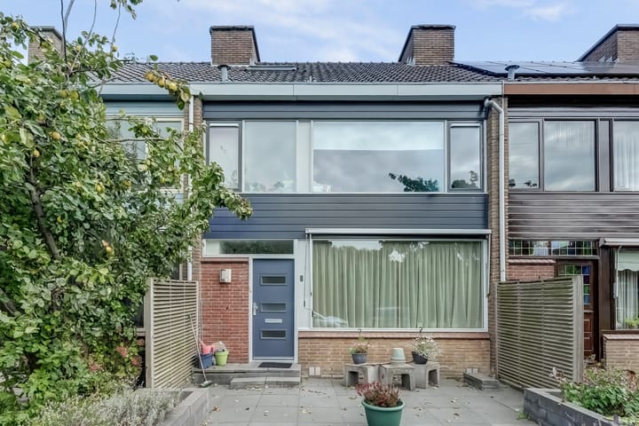 Meldepad 4 in Hoogvliet Rotterdam