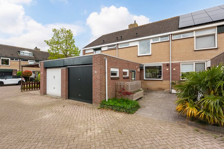 Mendelssohnstraat 27 in Numansdorp