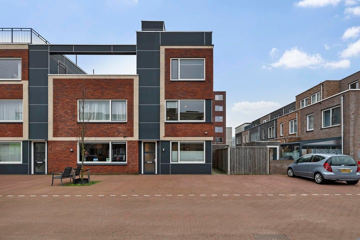 Menelaosstraat 9 in Almere