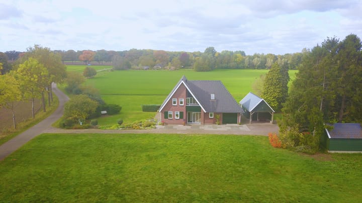 Menninkweg 1 in Hengelo (Gld)
