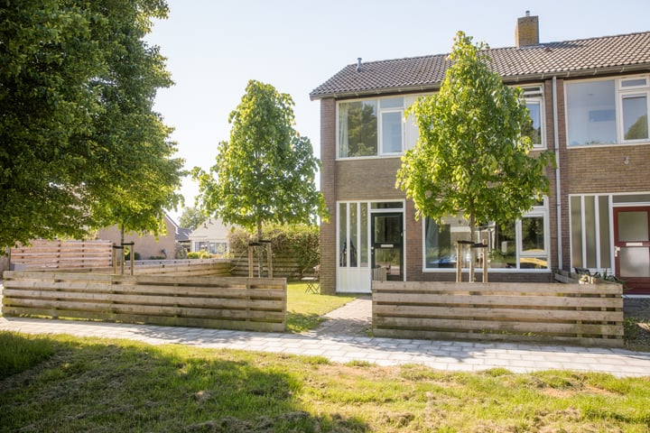 Menno Simonsstraat 16 in Witmarsum