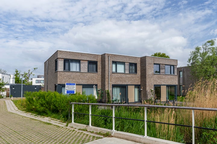 Menno ter Braakstraat 235 in 's-Gravenhage foto