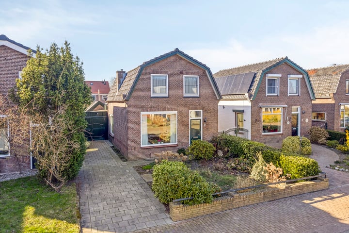 Photo of property Mensinksdijkje 24, Schalkhaar
