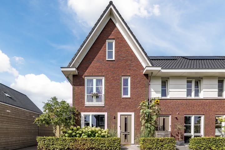 Menso Altinghof 18 in Hoogeveen