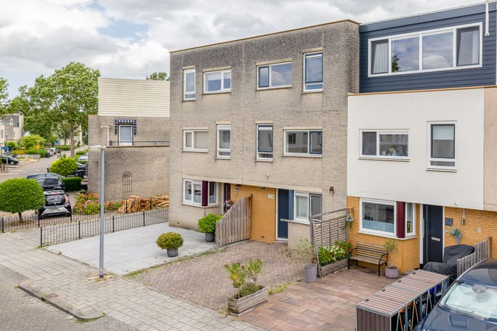 Merbau 180 in Dordrecht foto