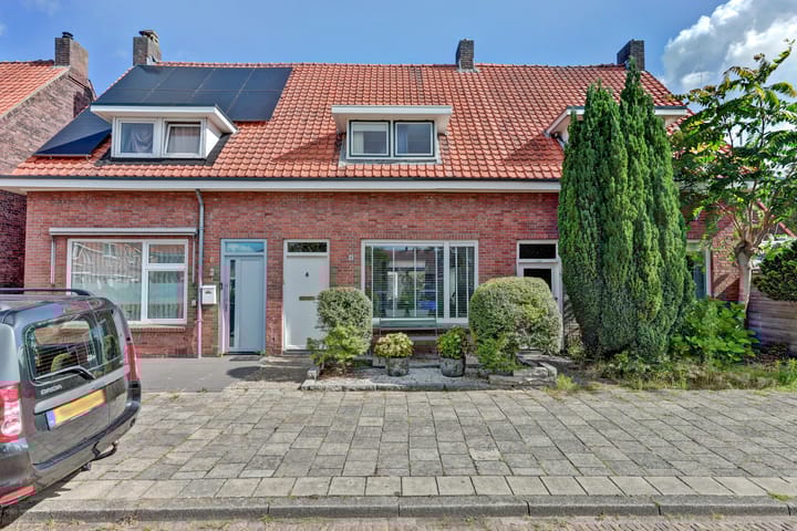 Photo of property Mercuriusplein 4, Enschede