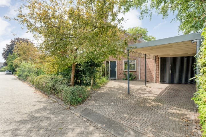 Merellaan 37 in Nieuwleusen