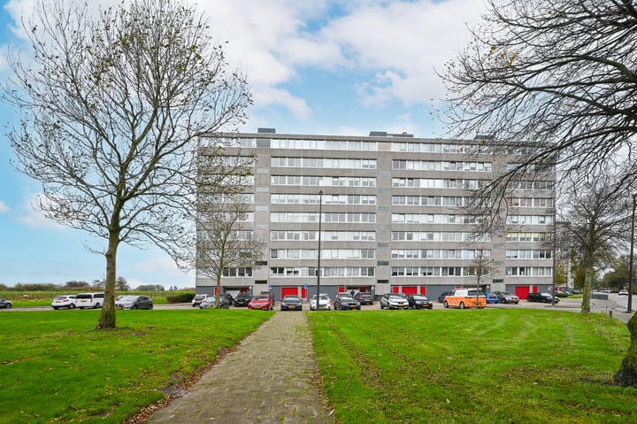 Photo of property Merellaan 393, Maassluis