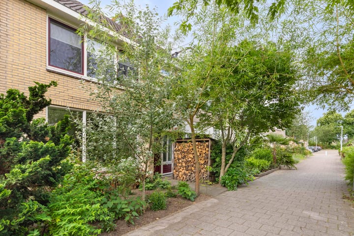 Photo of property Merellaan 77, Capelle aan den IJssel
