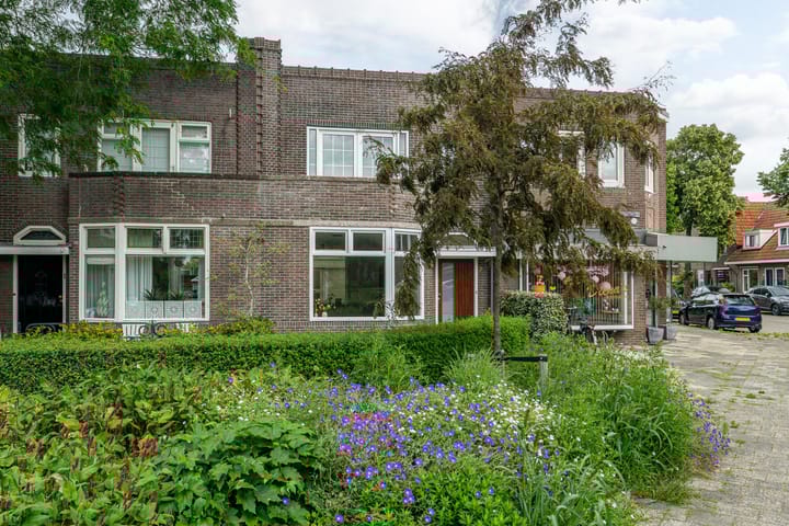 Merelplein 2 in Leeuwarden