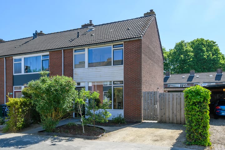 Merelstraat 12 in Beek