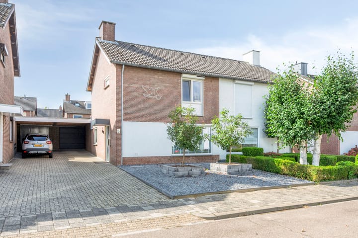 Merelstraat 5 in Berg en Terblijt