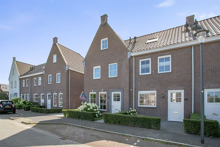 Merensteinplein 43 in Beek en Donk