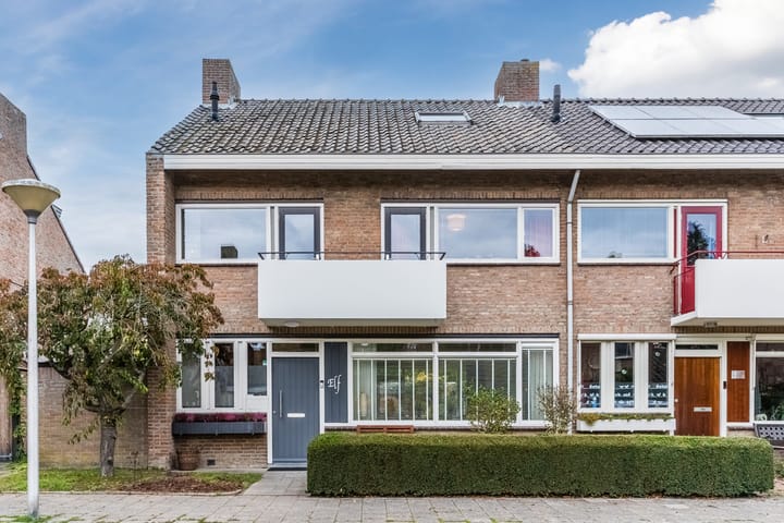 Photo of property Merkelbachlaan 11, Eindhoven