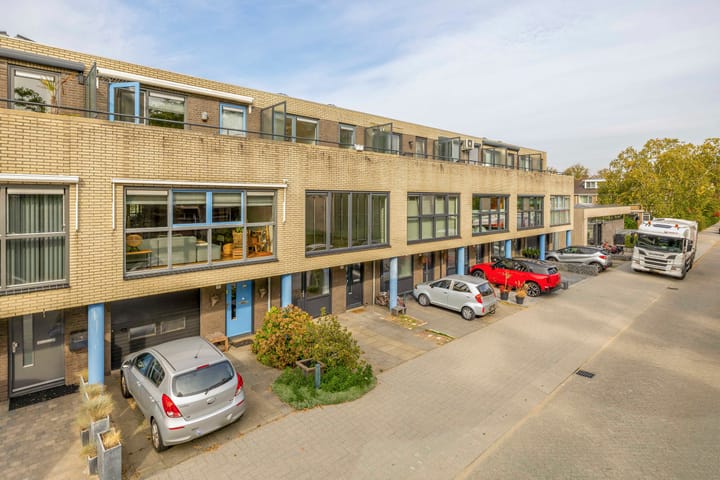 Photo of property Merkelbachstraat 49, Rotterdam