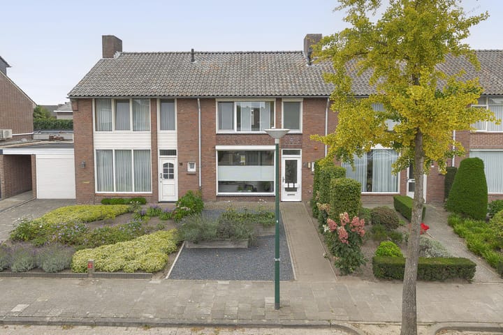 Photo of property Merodestraat 16, Sint-Oedenrode