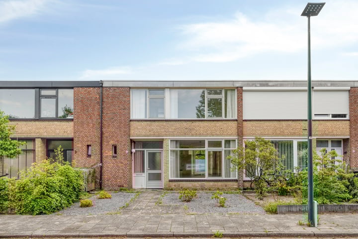 Merwedelaan 11 in Dongen