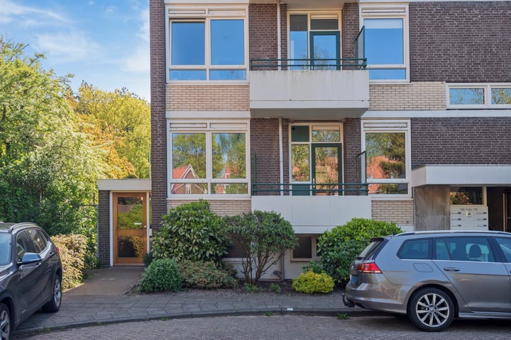 Merwedeplantsoen 56 in Heemstede