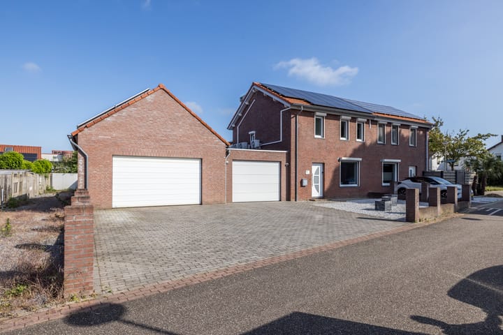 Merwedestraat 50 in Stein