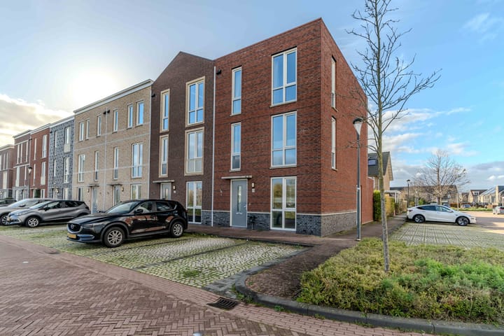 Photo of property Metelerkampstraat 89, Rijswijk