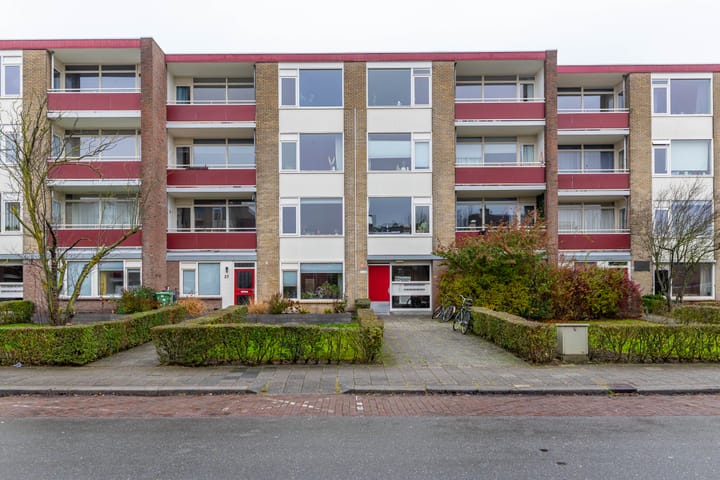 Photo of property Meteoorstraat 23, Groningen