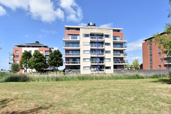 Photo of property Meteorenweg 40, Waddinxveen