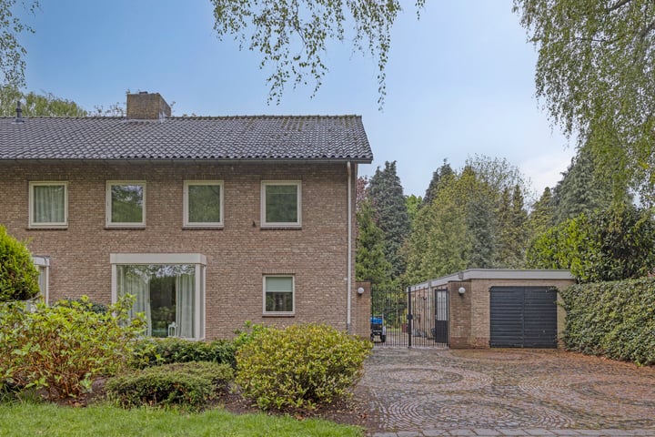 Meyerijplein 1 in Waalwijk