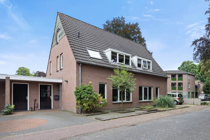 Mgr.Bekkersstraat 4 in Sint-Michielsgestel foto