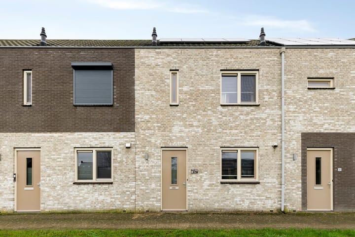 Photo of property Mgr. Bekkersstraat 62, Waalwijk