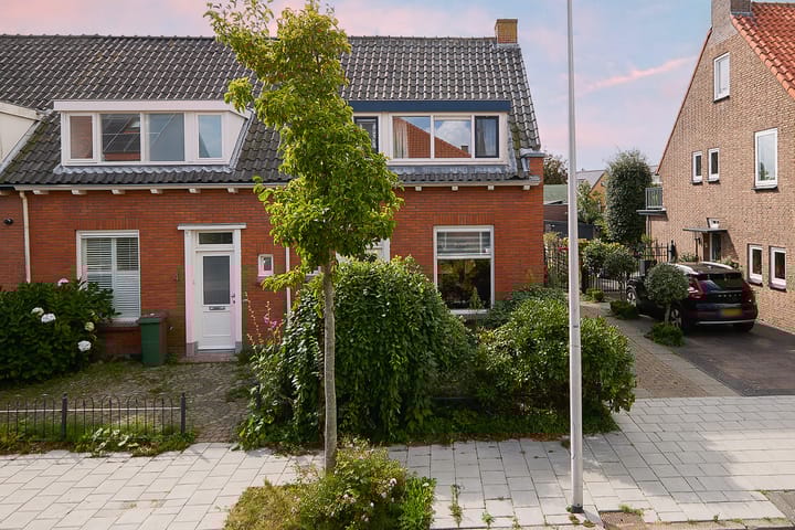Mgr. Broerestraat 2a in Voorhout