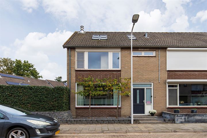 Mgr Frenckenstraat 1 in Hoogerheide