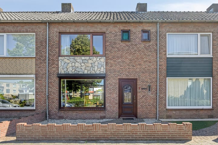 Mgr. Frenckenstraat 7 in Oosterhout