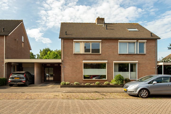 Mgr Nolensstraat 49 in Hoogerheide
