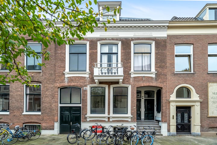 Mgr. van de Weteringstraat 120G in Utrecht