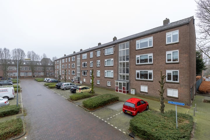 Mgr. Zwijsenstraat 11 in Breda