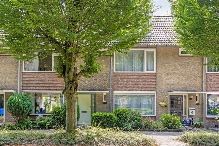 Mgr. Zwijsenstraat 56 in Best