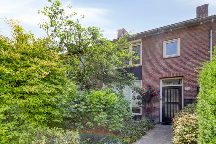 Michiel de Ruyterstraat 34 in Waalre