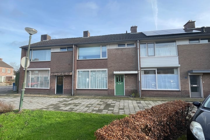 Photo of property Michiel de Ruyterstraat 4, Schijndel