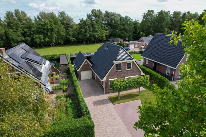 Photo of property Michielsreed 12, Houtigehage