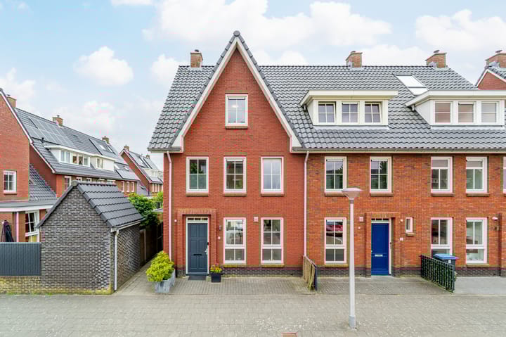 Middachten 1 in Amstelveen