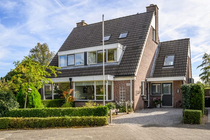 Middelgronden 68 in Huizen Foto