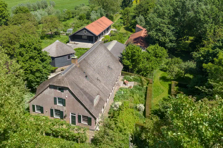 Middelkoop 30 in Leerbroek