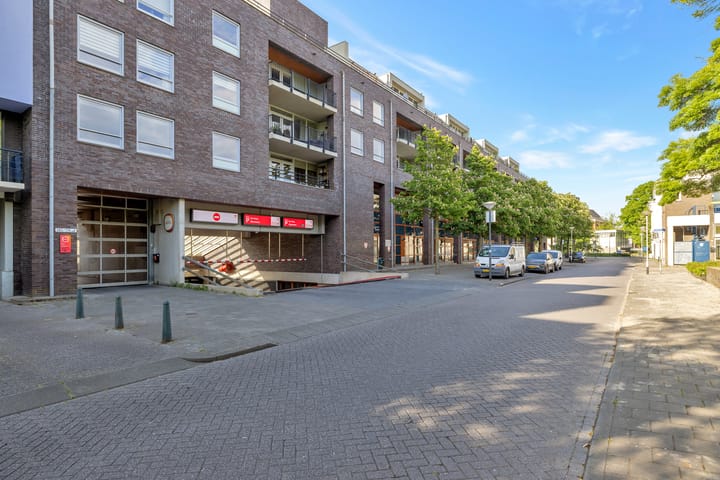Middellaan 140 in Breda foto