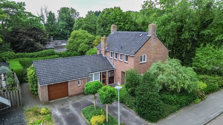 Middellaan 2 in Grootegast