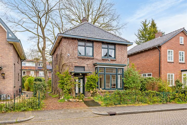 Middellaan 34 in Apeldoorn