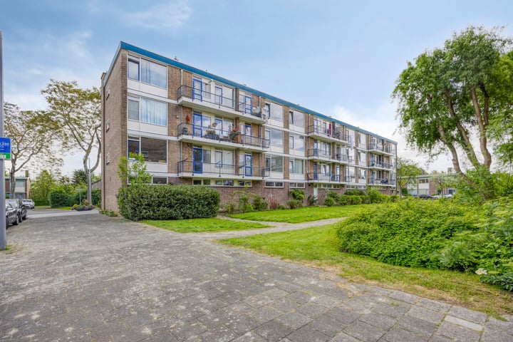 Photo of property Middelrode 171, Rotterdam